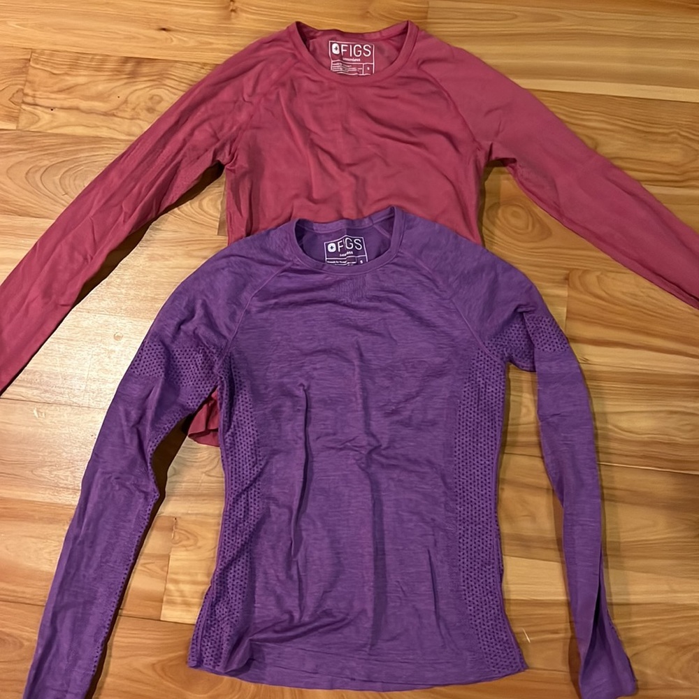 Figs under scrub long sleeves (bundle)